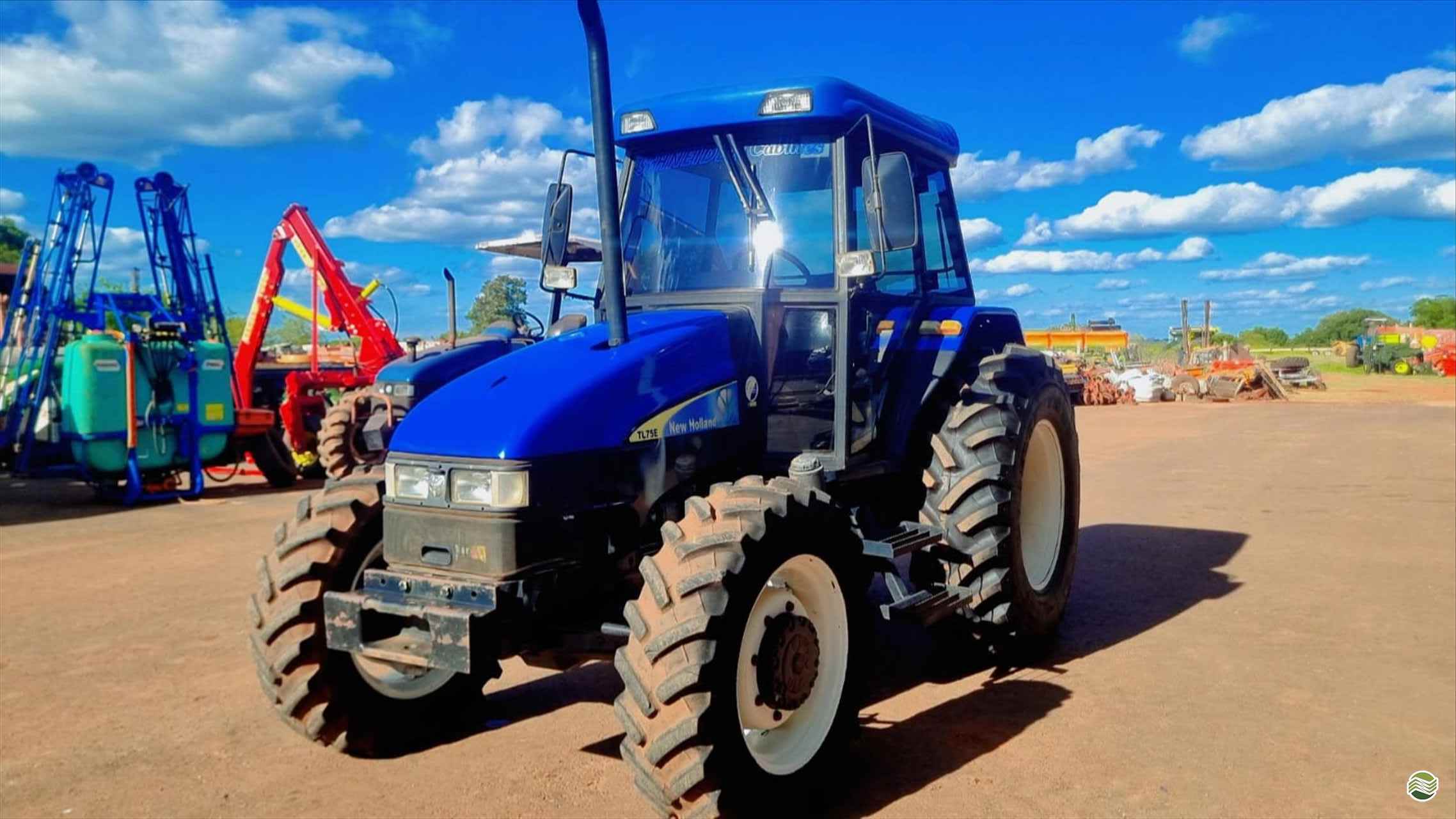 TRATOR NEW HOLLAND NEW TL 75 Tração 4x4 Simapar Máquinas Agrícolas IJUI RIO GRANDE DO SUL RS